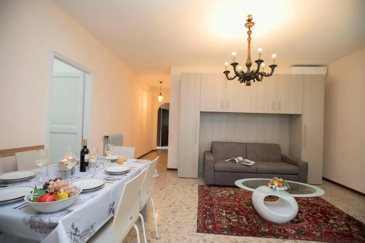 Lakeview Garden Apartment in Salò photo 3