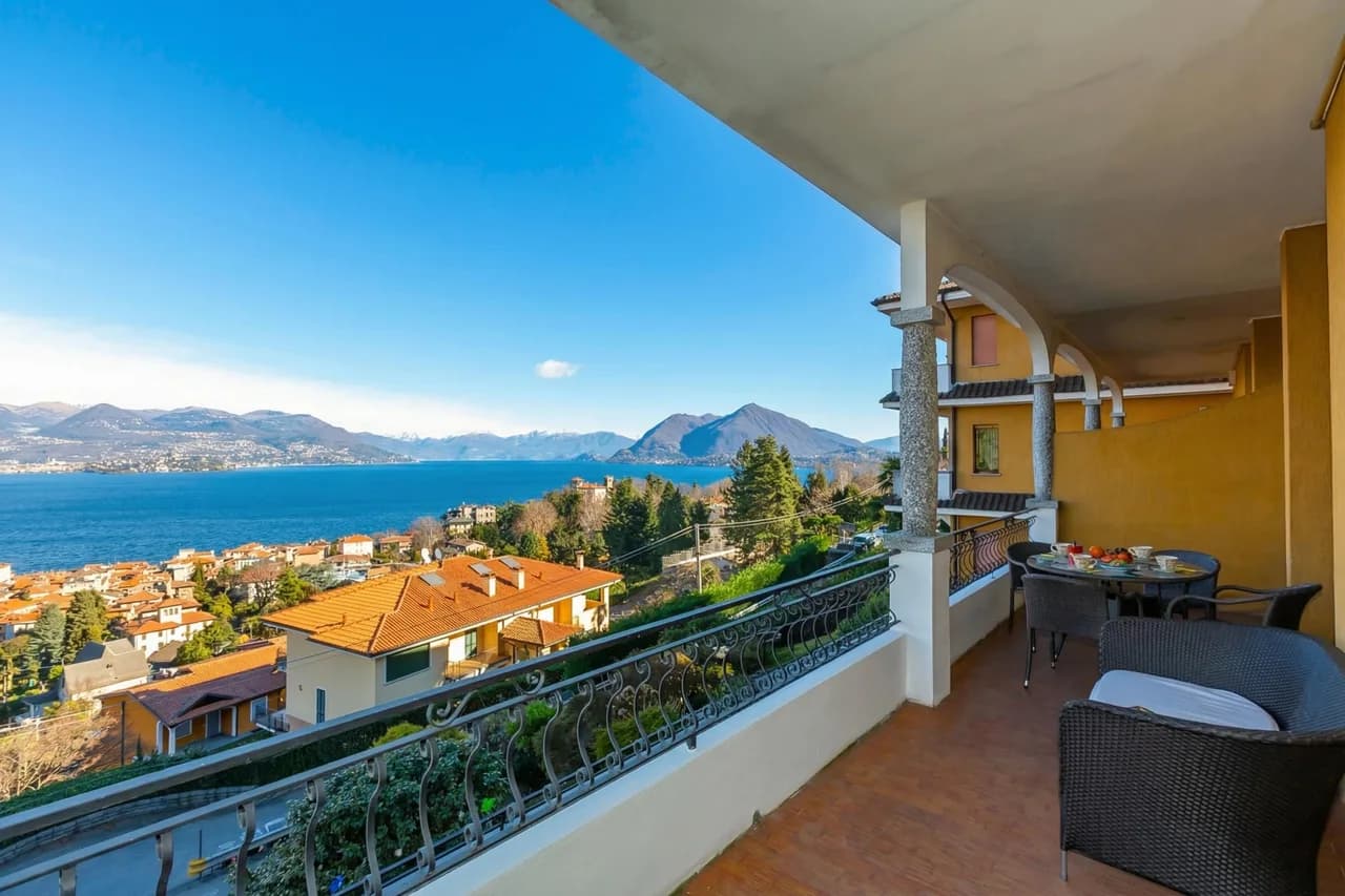 La Rosa Dei Venti Stresa Lake View Terrace photo 2