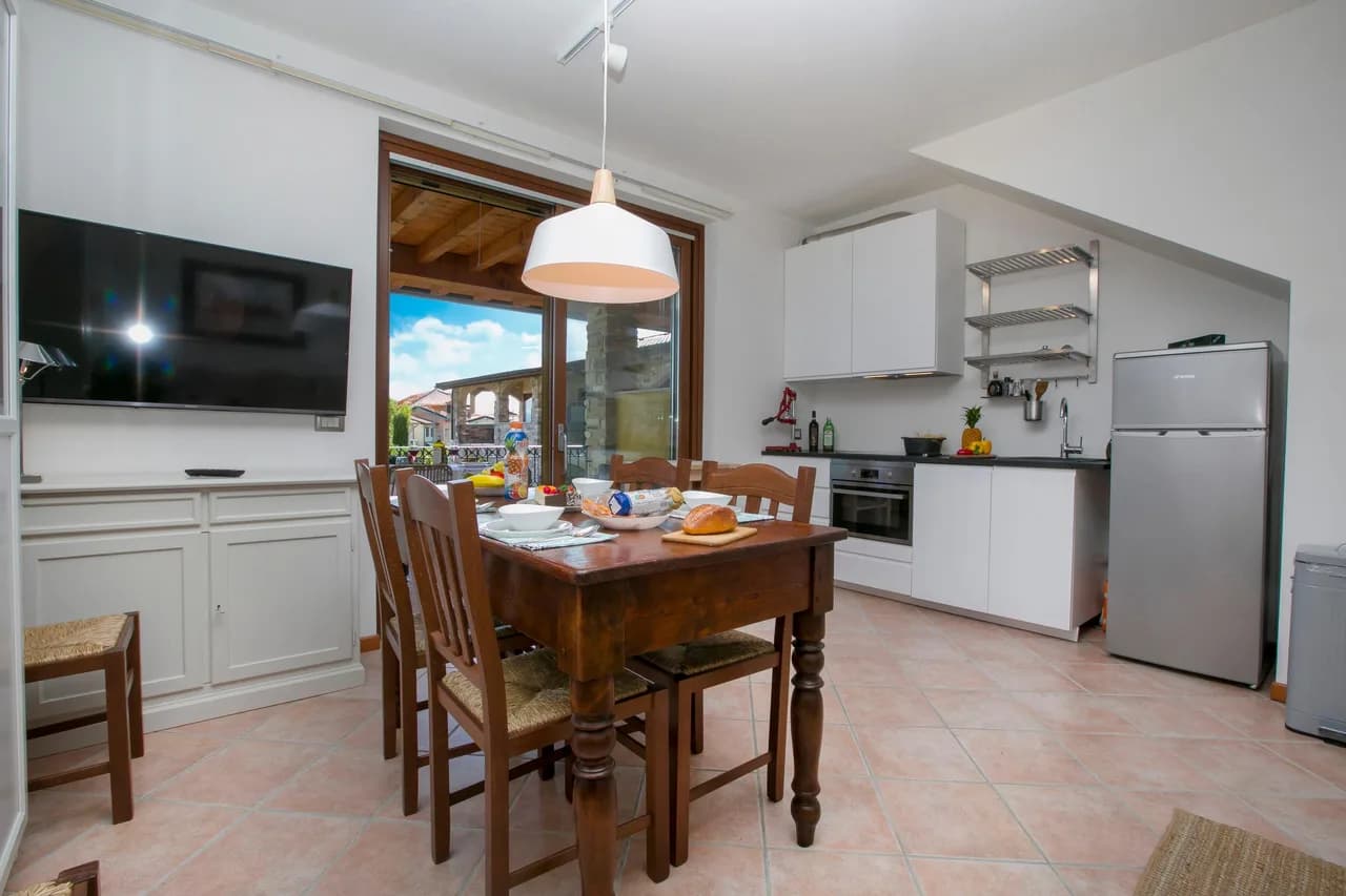 Casa Valtenesi- Polpenazze Lake Garda | Pool | Sleeps 6 photo 4