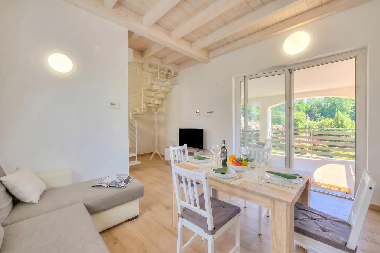 Sunflower Terrace Apartment in Leggiuno, Lombardy, Italy photo 3