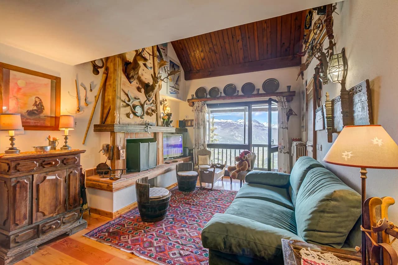 Sunset View Vacation Home in Sestriere photo 3
