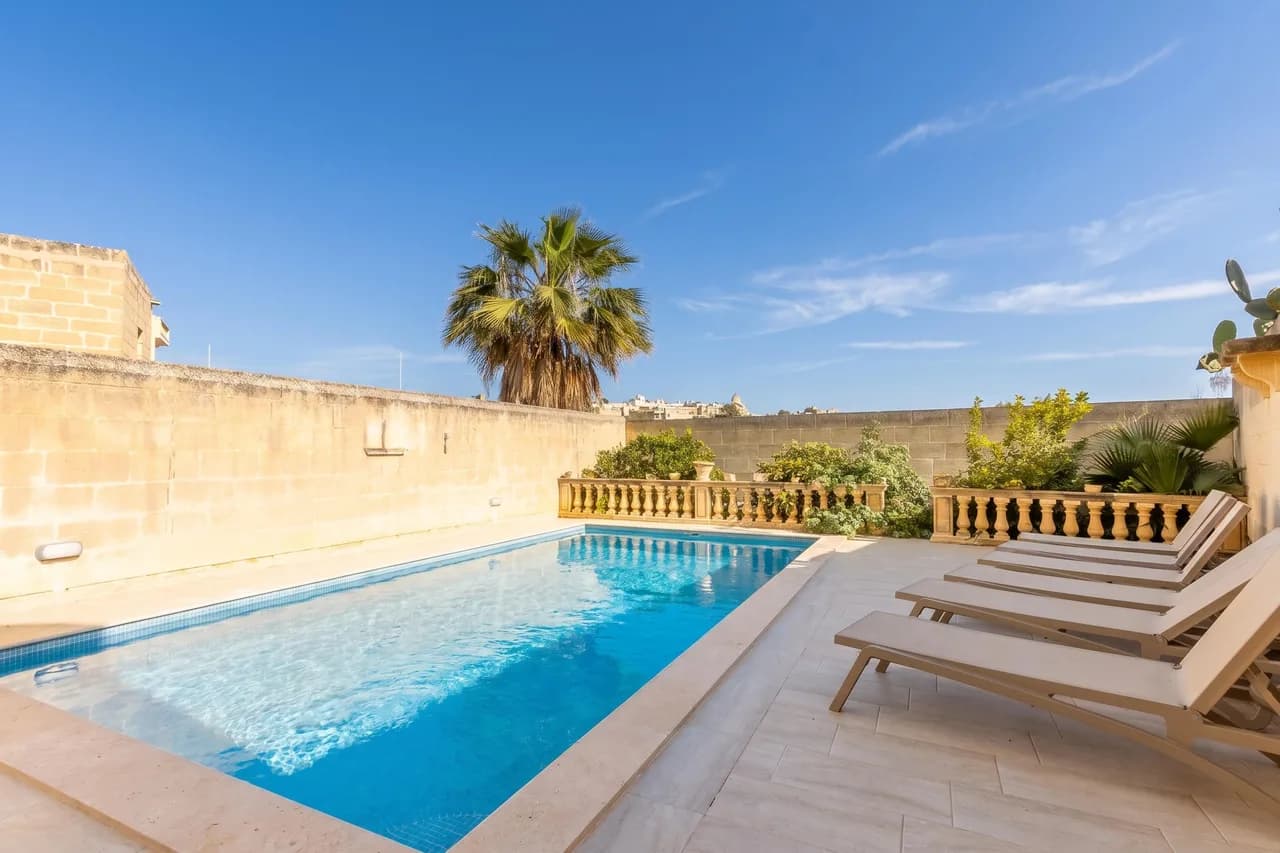 Modern Vacation Home with Pool in Kercem, Gozo