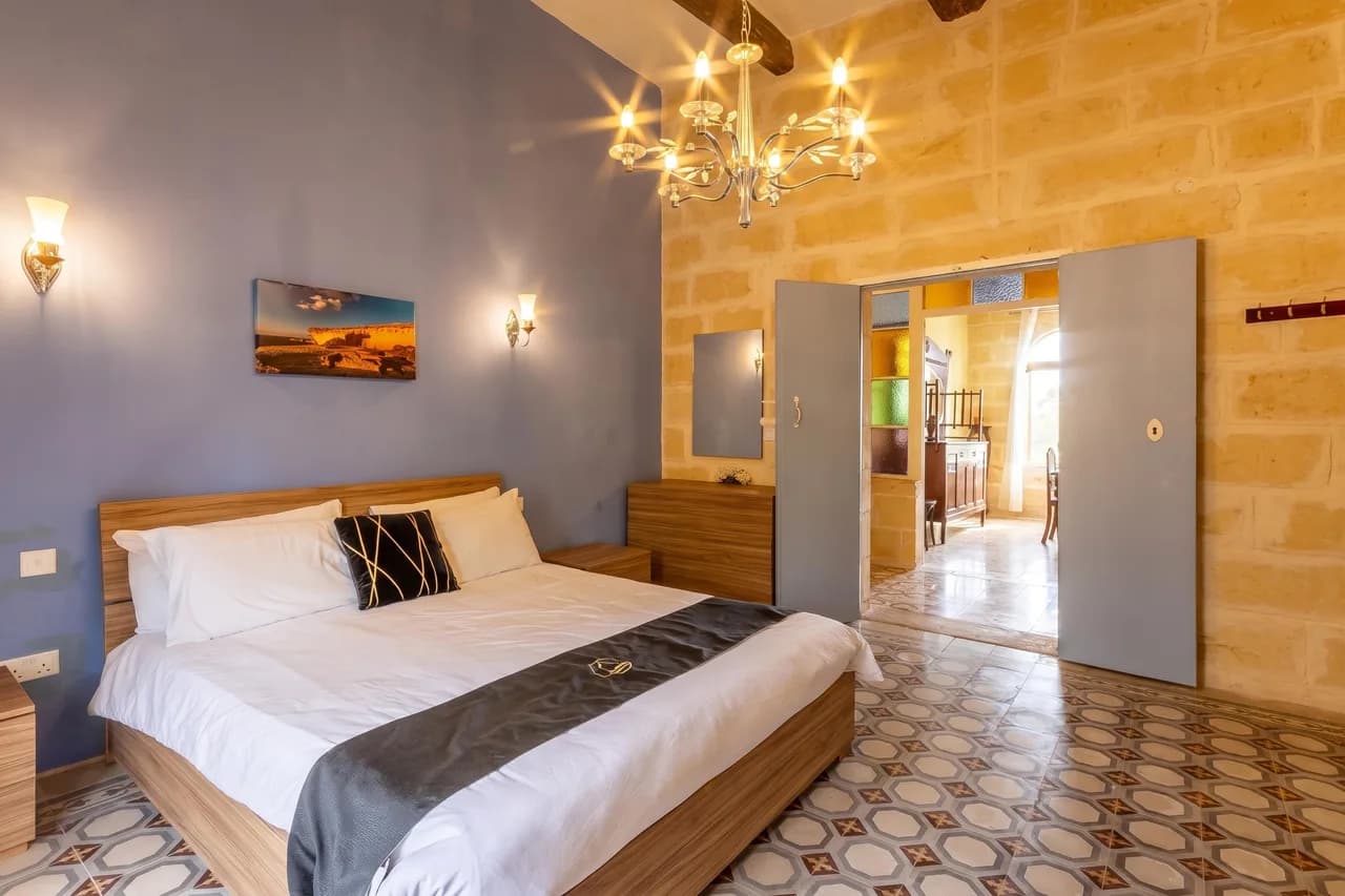 Modern Vacation Home with Pool in Kercem, Gozo photo 4