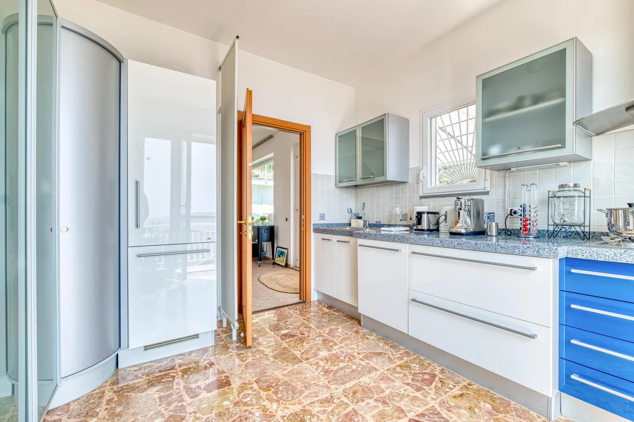 Elegant Pool Villa in Alassio photo 5