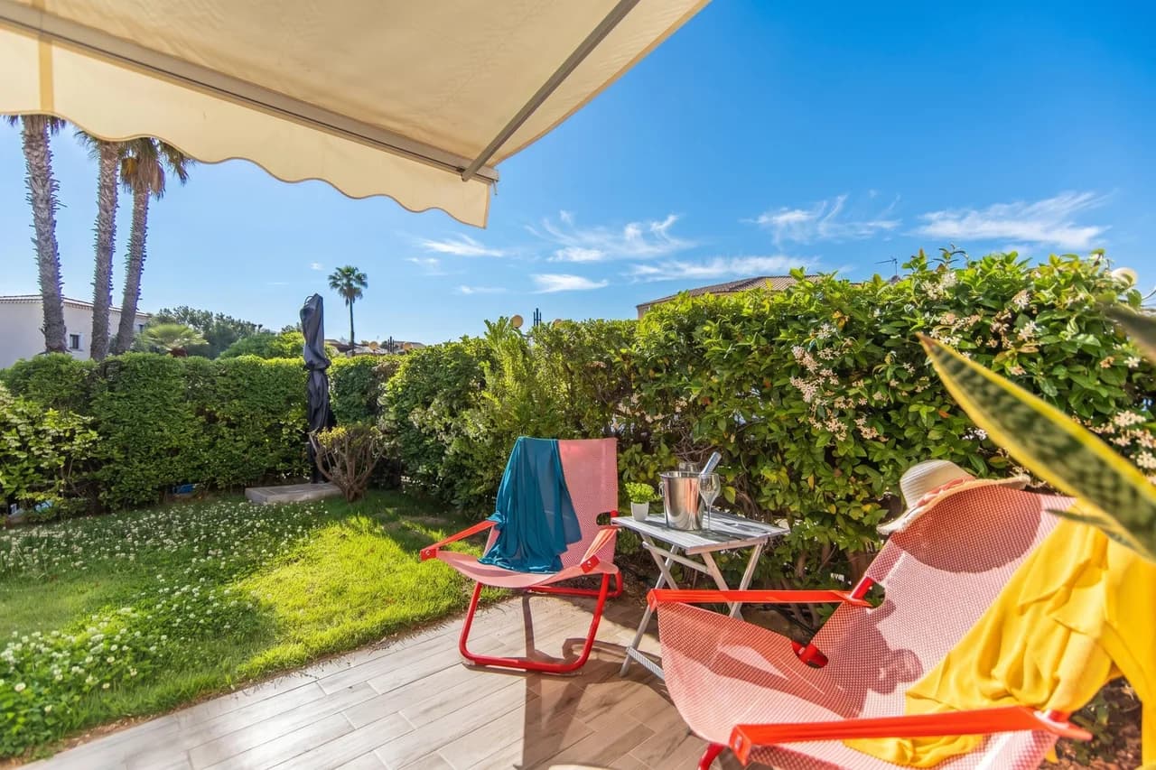 Beachfront Studio in Porto San Paolo photo 2