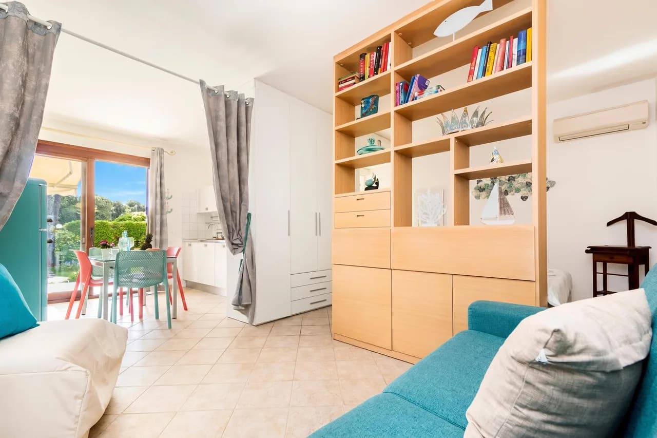 Beachfront Studio in Porto San Paolo photo 4
