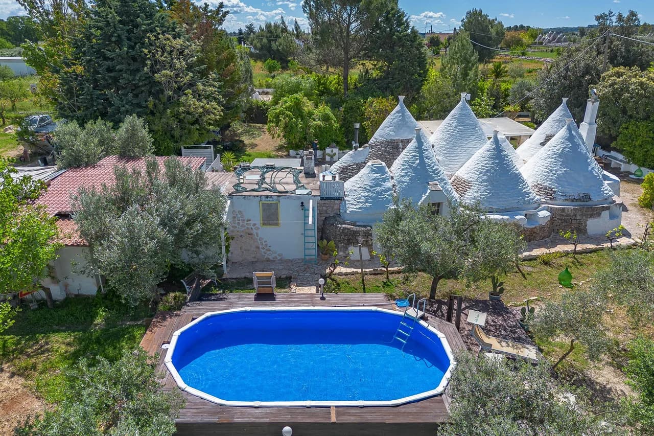 Traditional Trullo Villa in Martina Franca