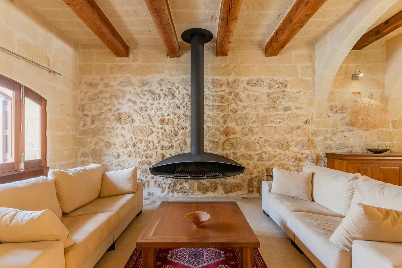 Charming Poolside Vacation Home in Xagħra Gozo photo 5