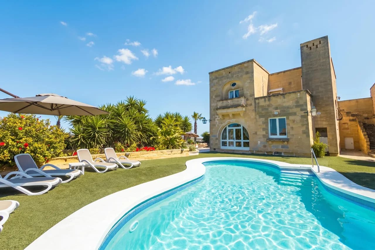 Seaside Terrace Vacation Home in Qala, Gozo