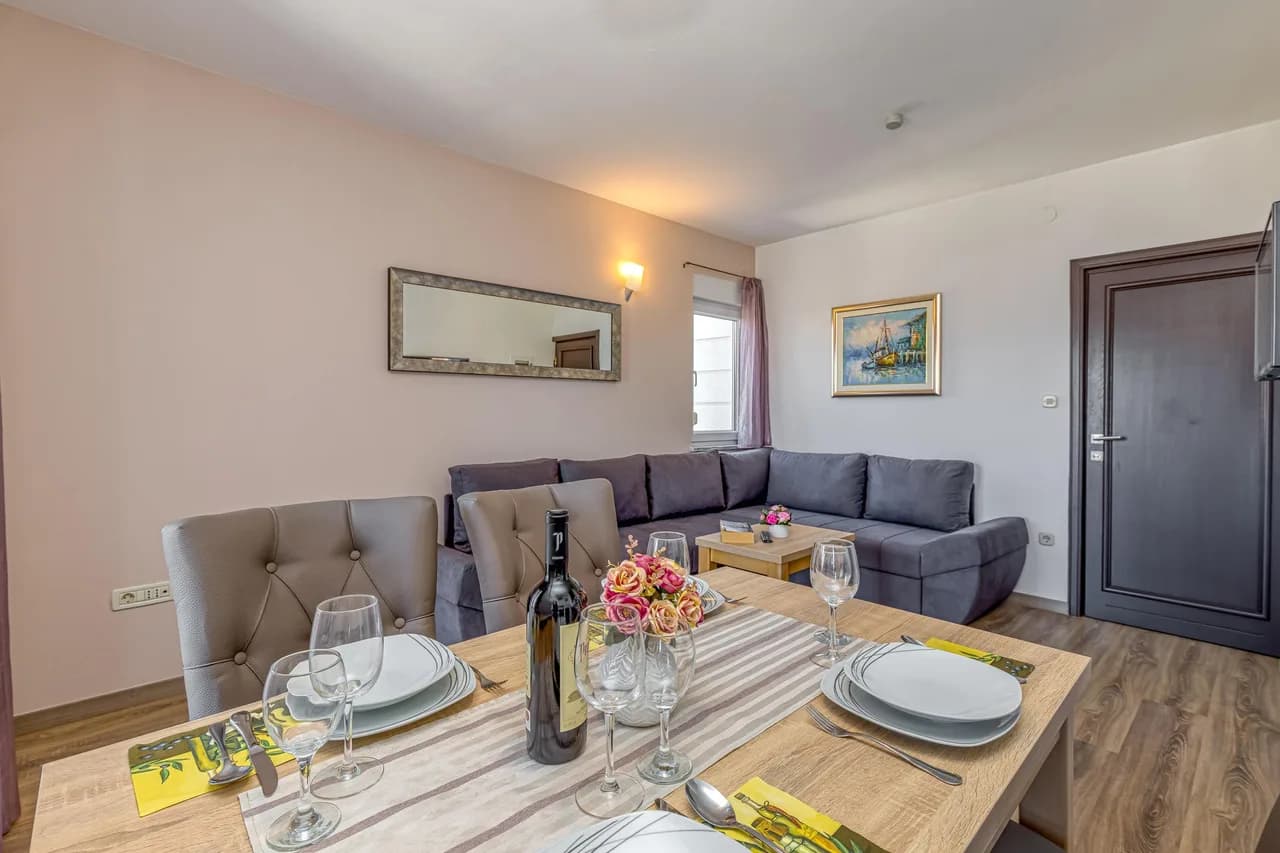 Apartment Karlo 220m from the beach photo 4