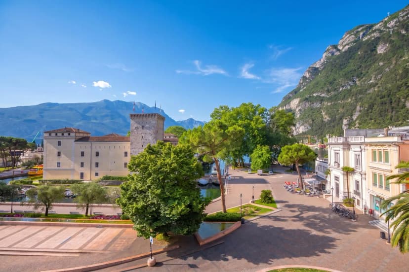 Residenza Rocca del Lago 3