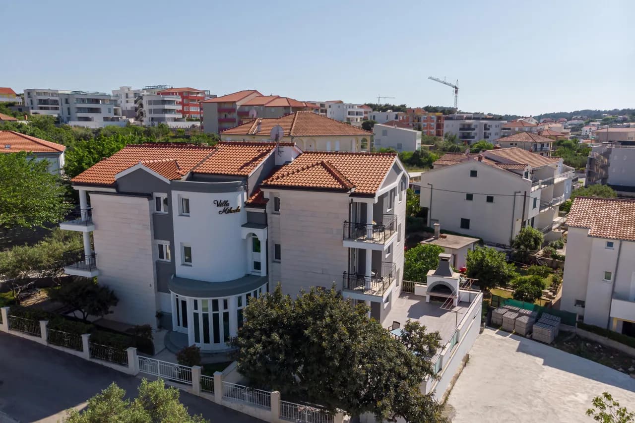 Apartment Ela 220m from the beach photo 3