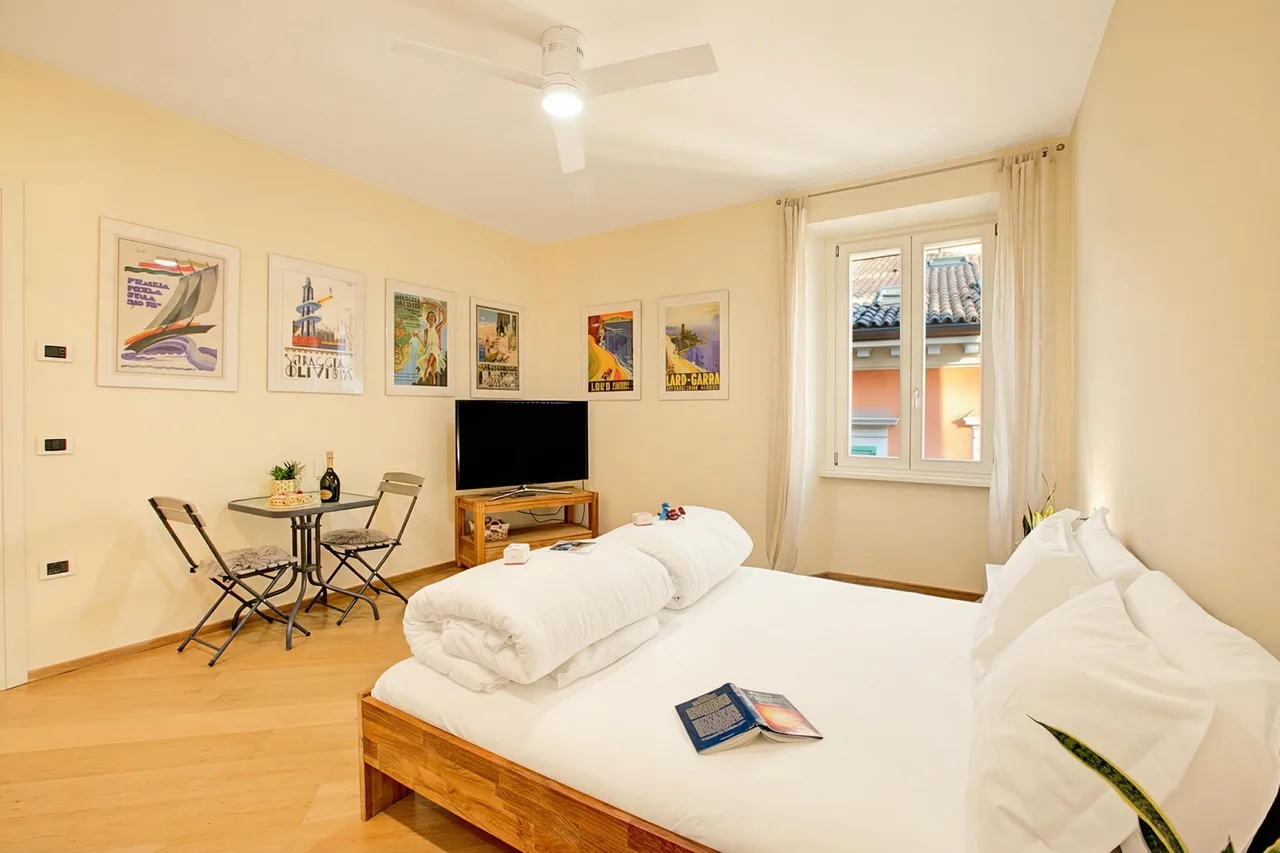Lakeside Private Room in Riva del Garda photo 3