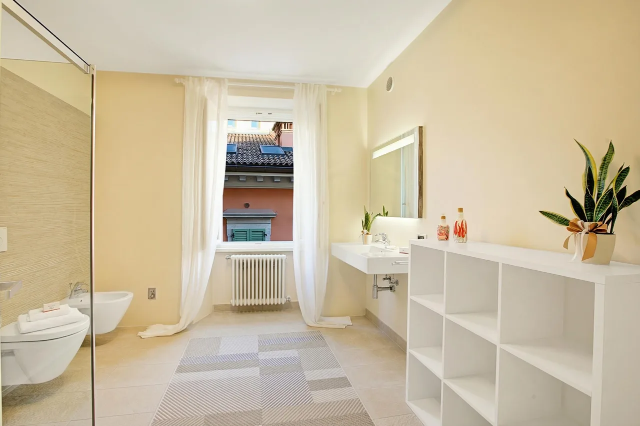 Lakeside Private Room in Riva del Garda photo 4
