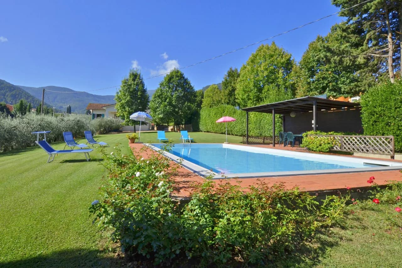 Charming Vacation Home in Capannori, Tuscany, Italy photo 3