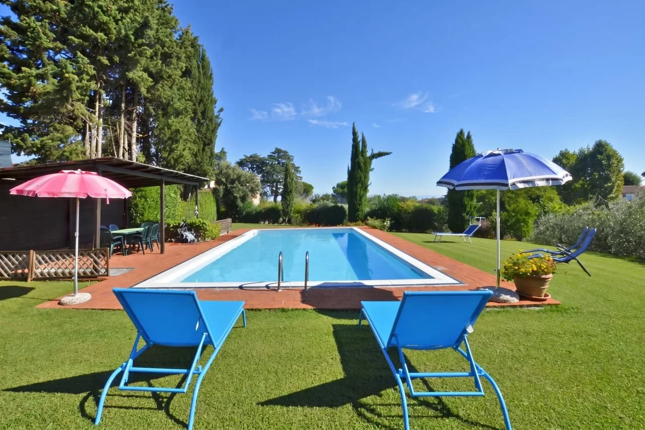 Charming Vacation Home in Capannori, Tuscany, Italy photo 5