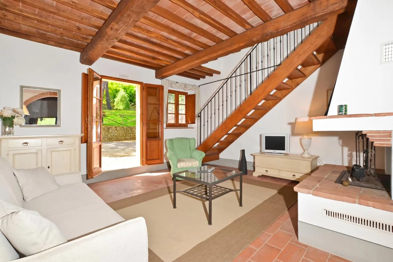 Elegant Two-Bedroom Apartment in Castelfiorentino photo 4