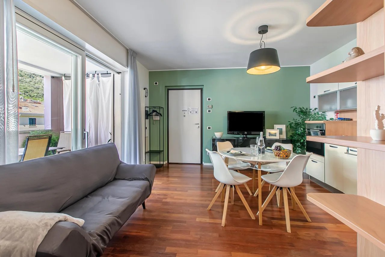 Suite 22 photo 2