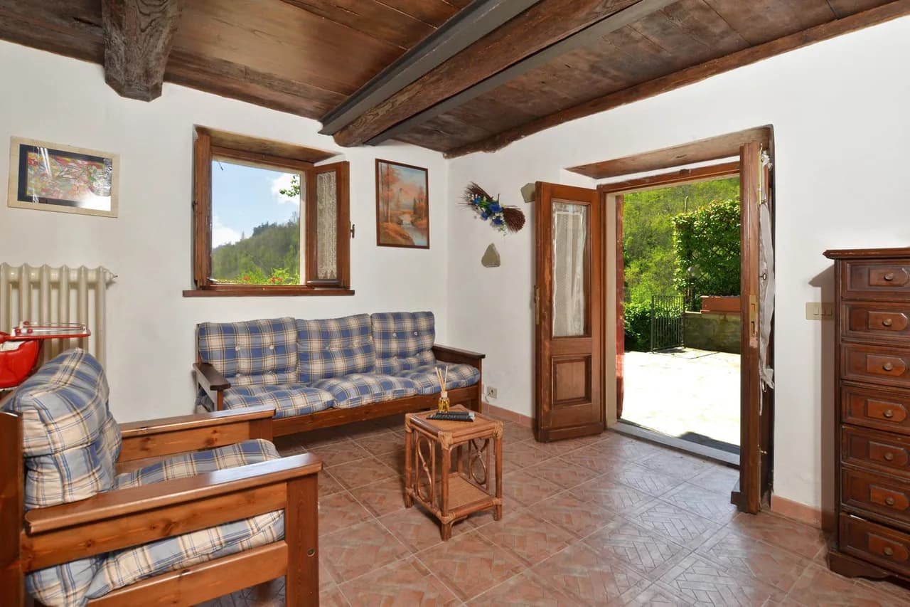 Scenic Mountain View Vacation Home in Castiglione Di Garfagnana photo 5