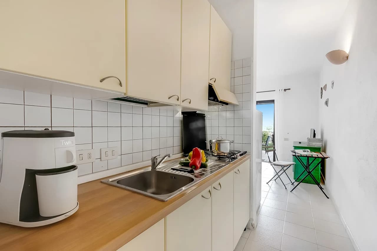 Coastal Apartment Near Beach in Porto San Paolo photo 4