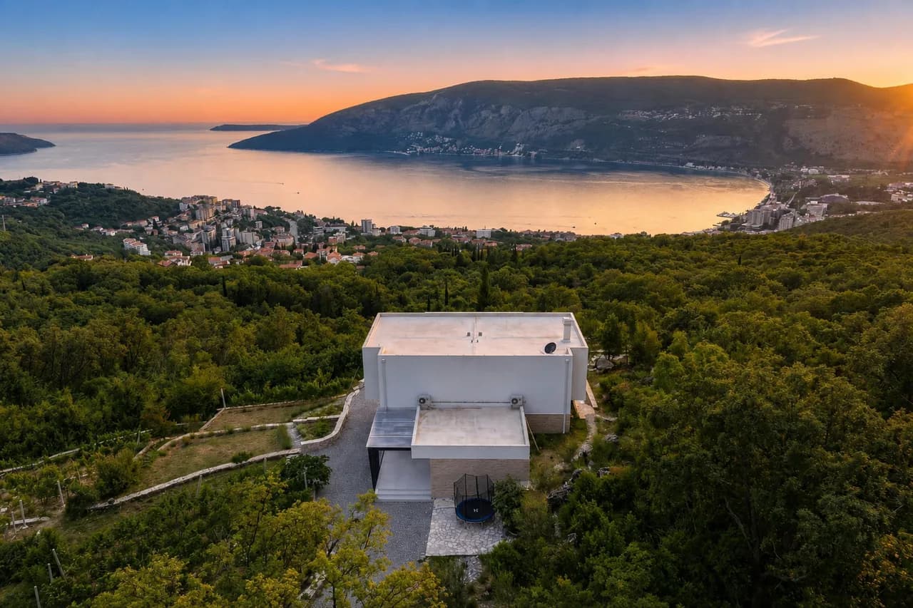 Seafront Pool Villa in Herceg Novi photo 3