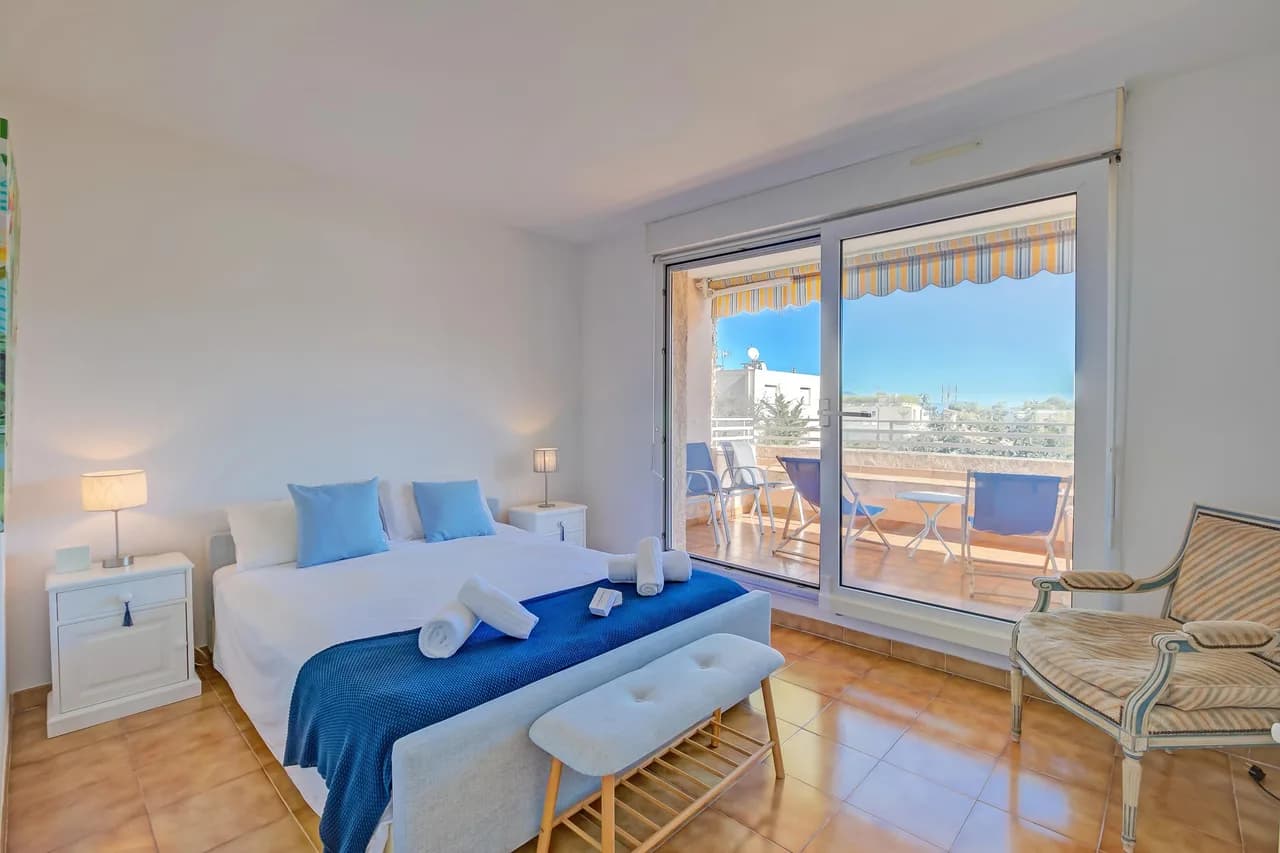 Charming Coastal Apartment in Provence Alpes Cote Dazur photo 5