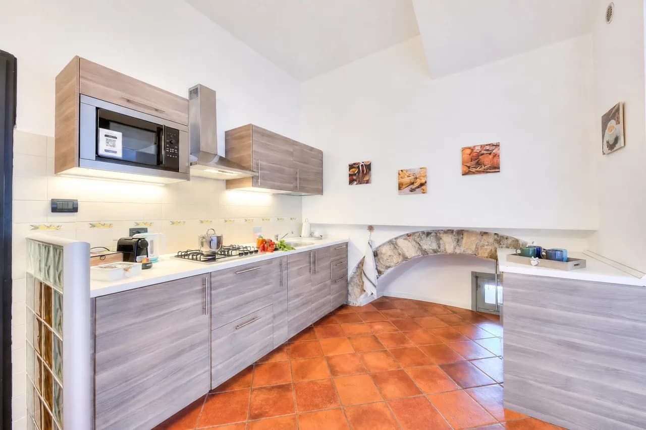 Volo Di Gabbiani: Lakefront Arona Apartment with Terrace photo 4