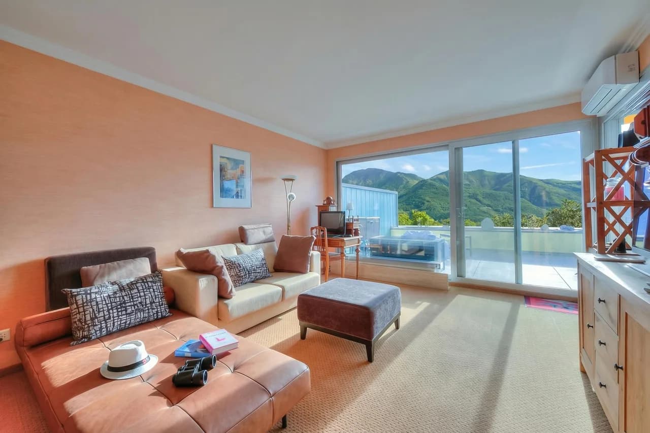 Panoramic Pool Apartment in Locarno, Ticino photo 3