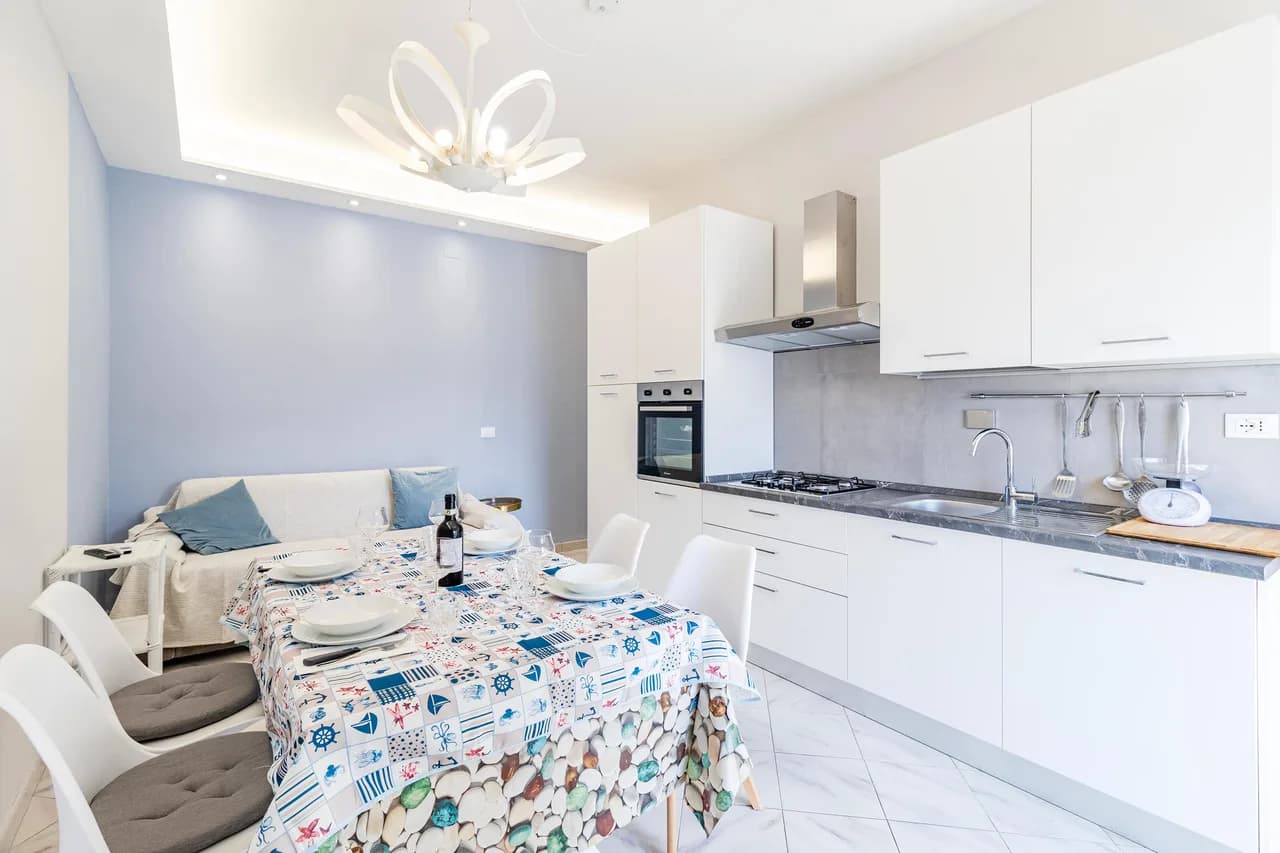 Bedo House - Beachfront Sea View Apartment in Follonica photo 3