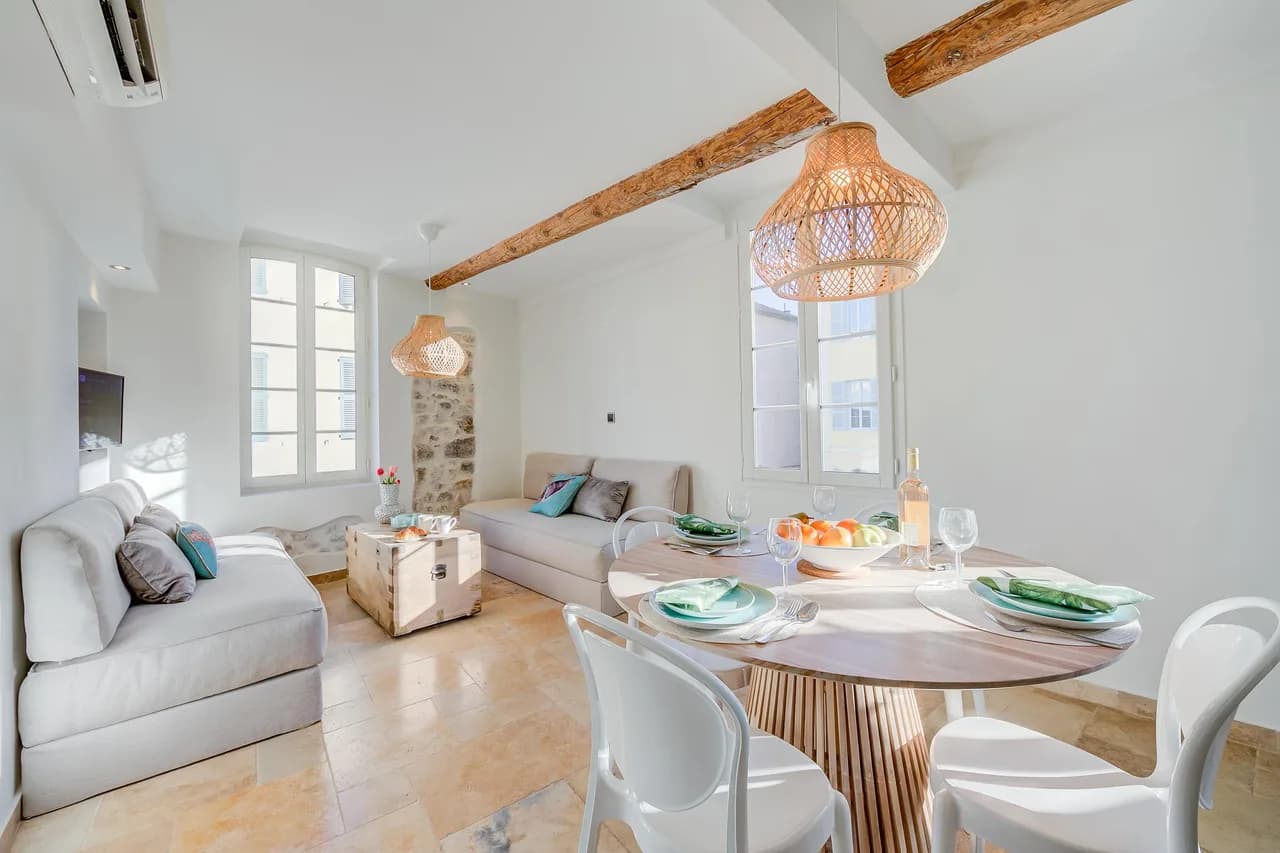 Beachside Apartment in Provence Alpes Cote Dazur photo 2