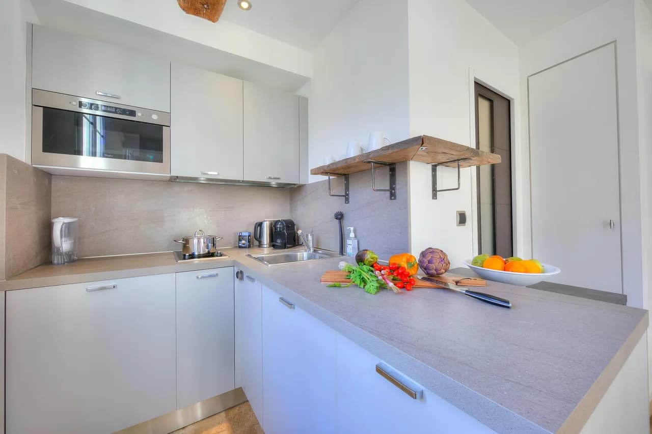 Beachside Apartment in Provence Alpes Cote Dazur photo 4
