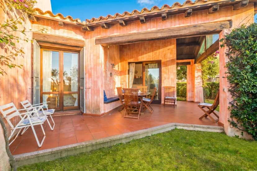 Il Borgo 14/1 700m From The Beach