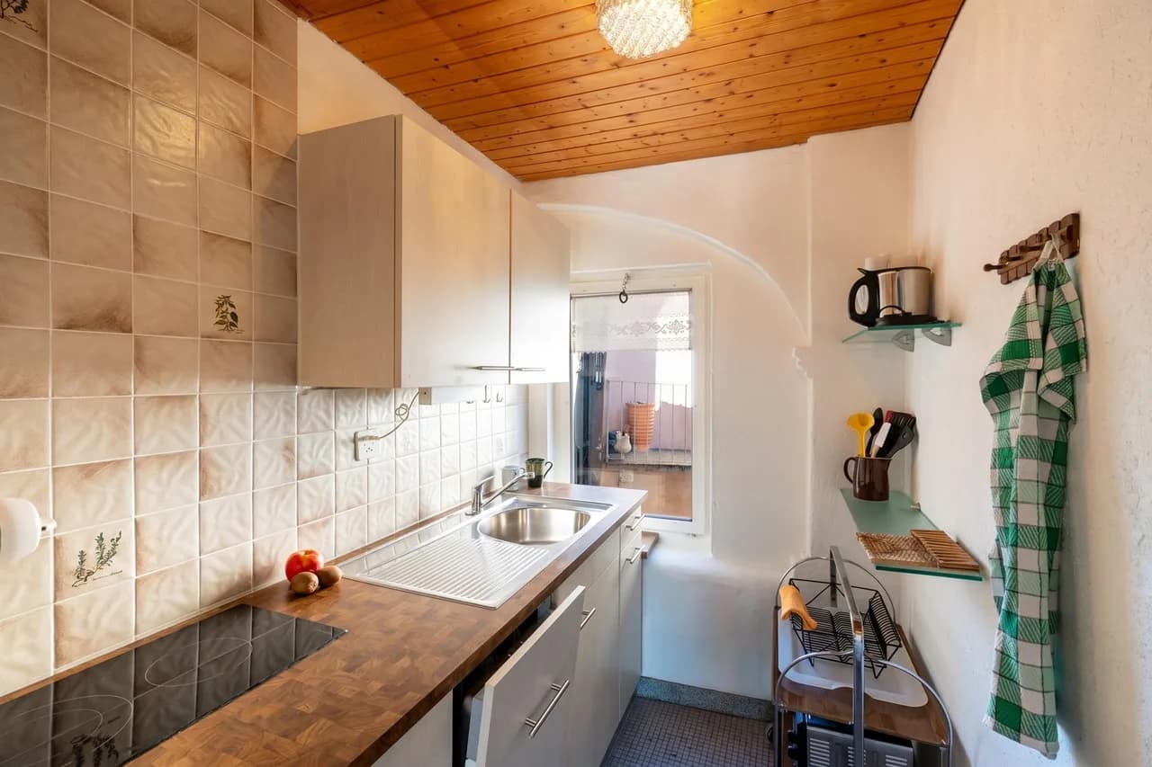 Lakeside Modern Apartment in Caslano, Ticino photo 2