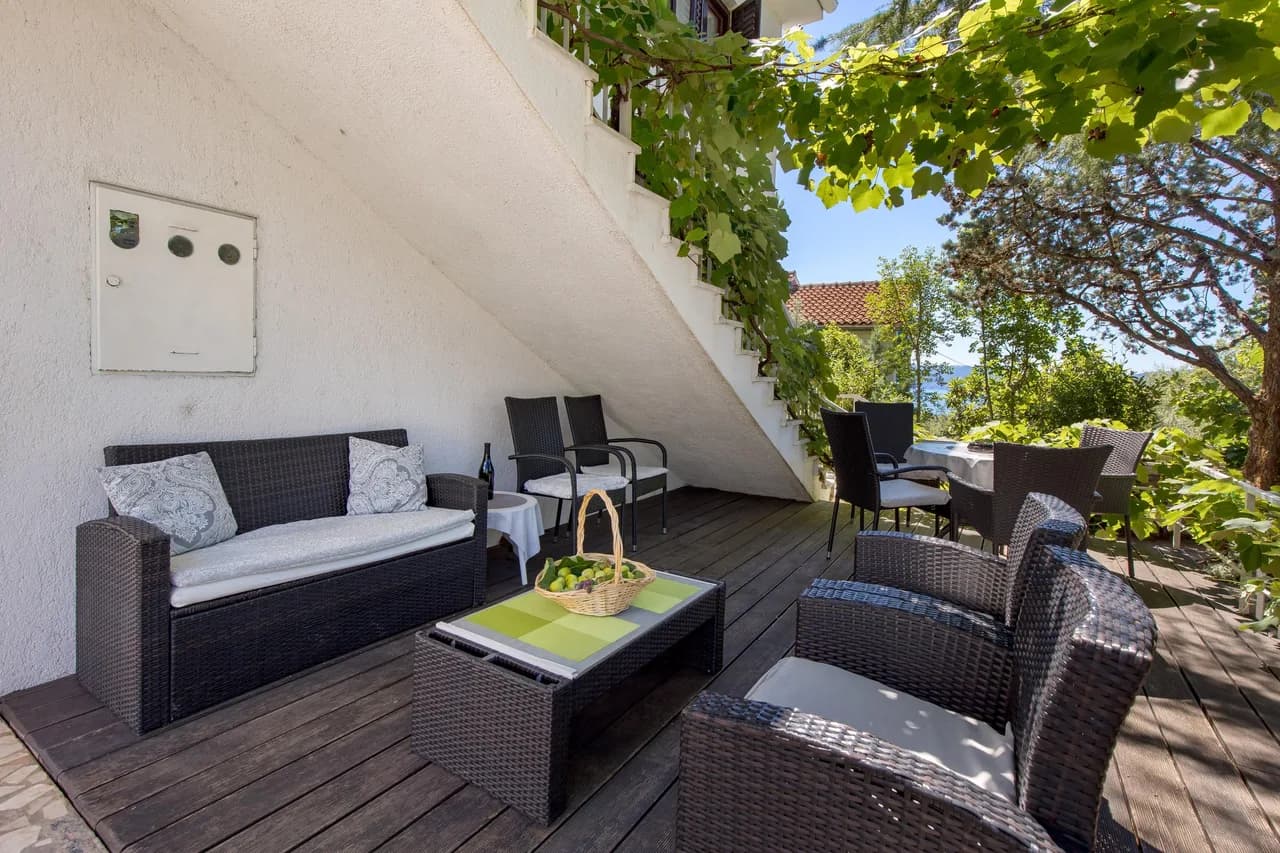 House Rose With Private Pool And Garden photo 3