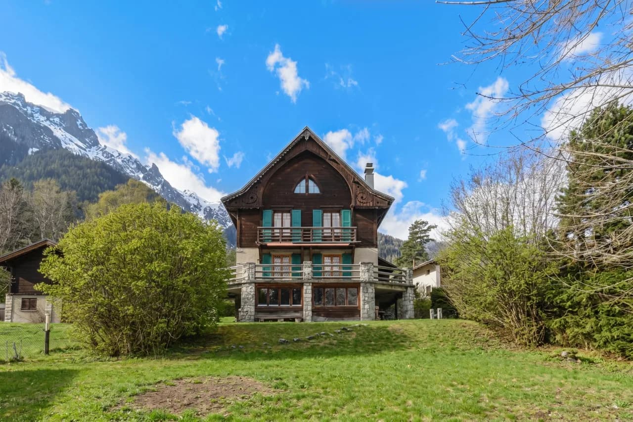 Grand Chalet des Moussoux 6BR: Terrace, Garden, Views, Sleeps 10 photo 2