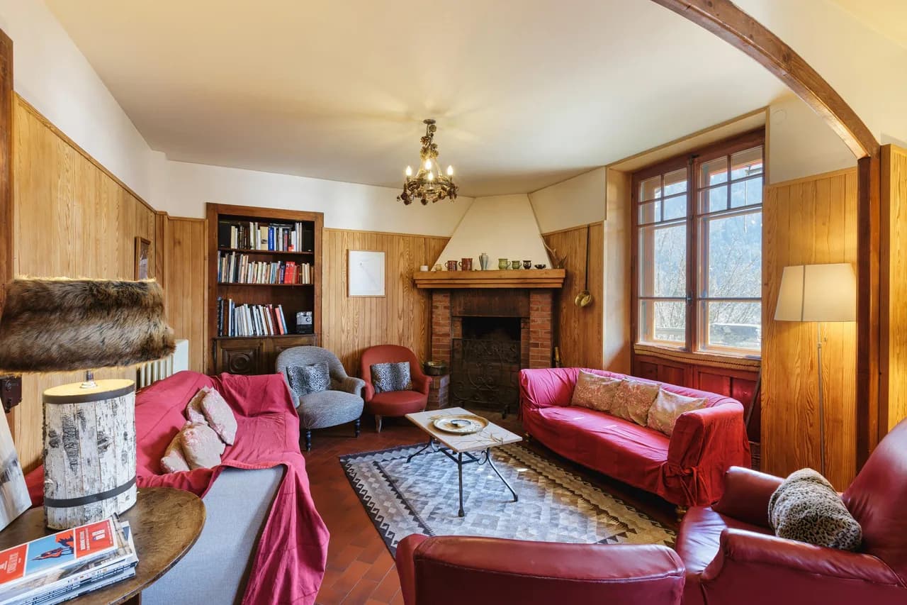 Grand Chalet des Moussoux 6BR: Terrace, Garden, Views, Sleeps 10 photo 3