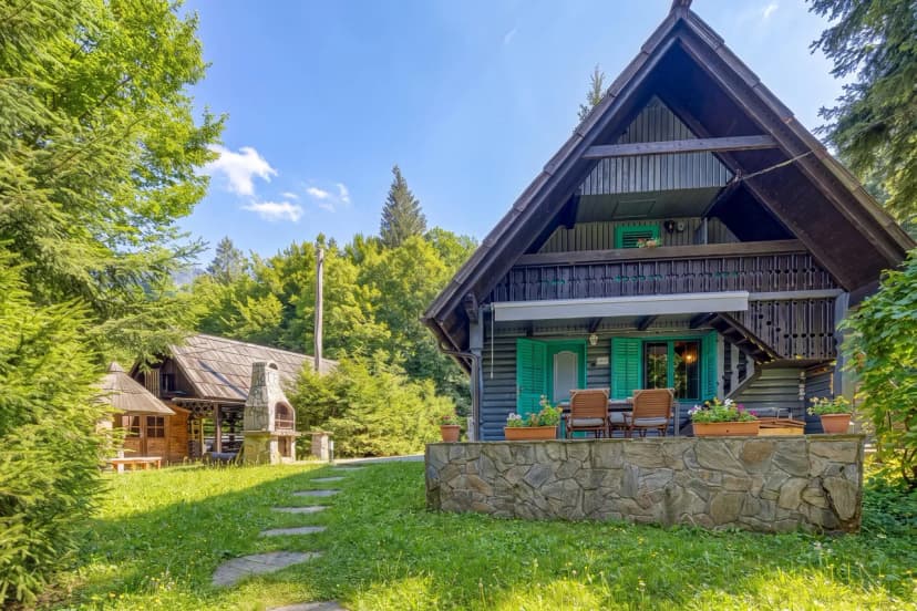 Fani's Riverside Home with Sauna & Beach