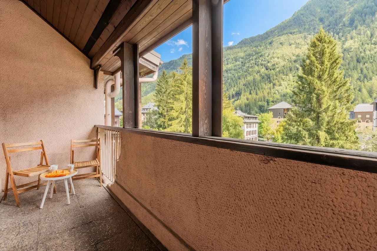 Cham Sud Jonquilles328 Family-Friendly 3BR with Balcony & Views photo 2