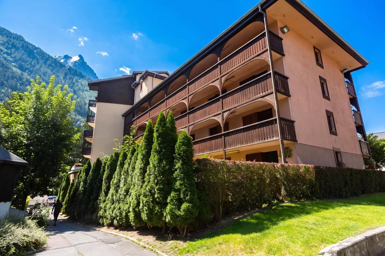 Cham Sud Jonquilles328 Family-Friendly 3BR with Balcony & Views photo 3