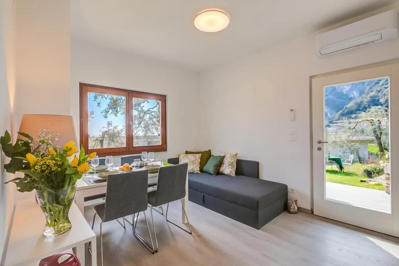 Charming Vacation Home Near Lake Garda in Limone Sul Garda photo 3