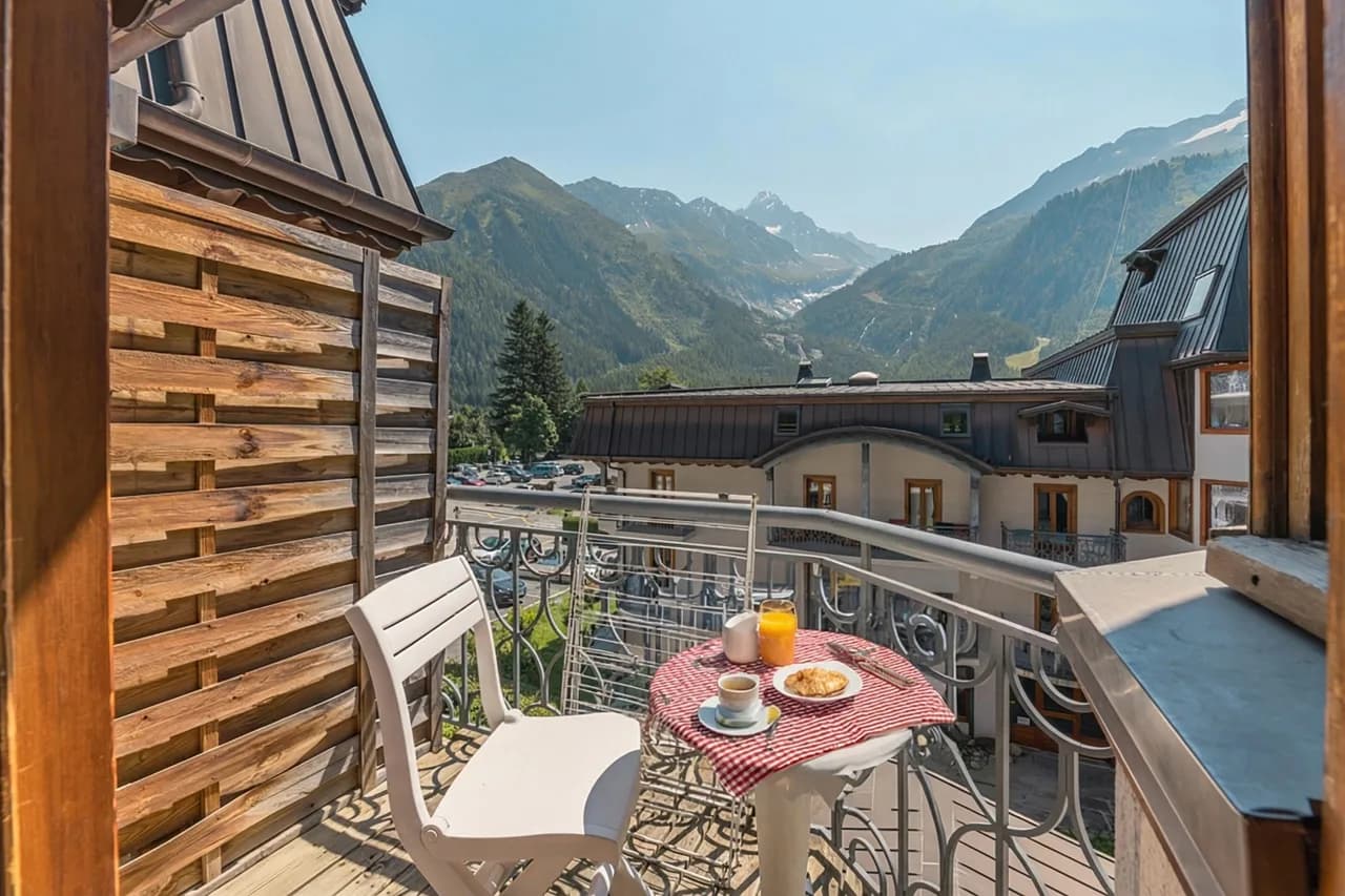 Panoramic Mountain View Apartment in Argentière, Chamonix
