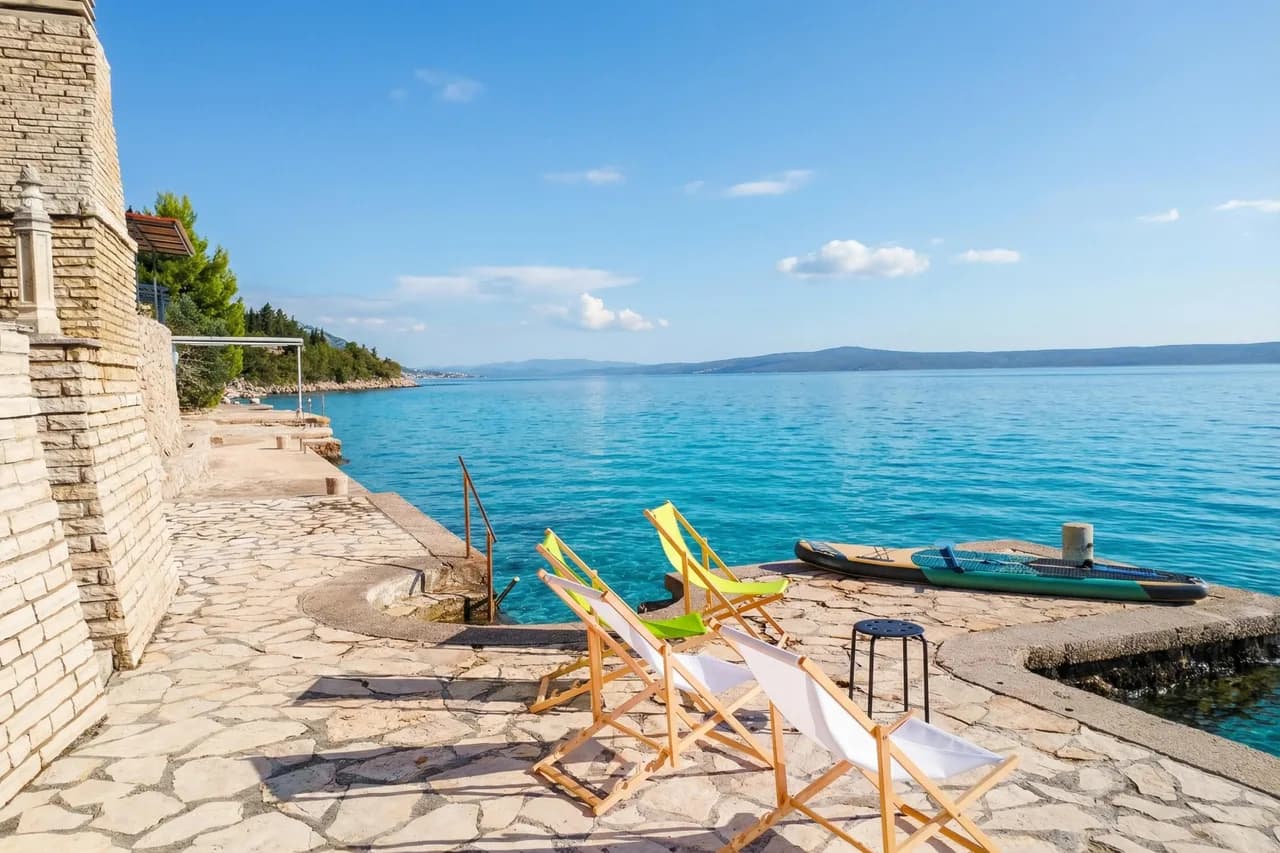 Beachfront Vacation Home in Tribanj photo 3