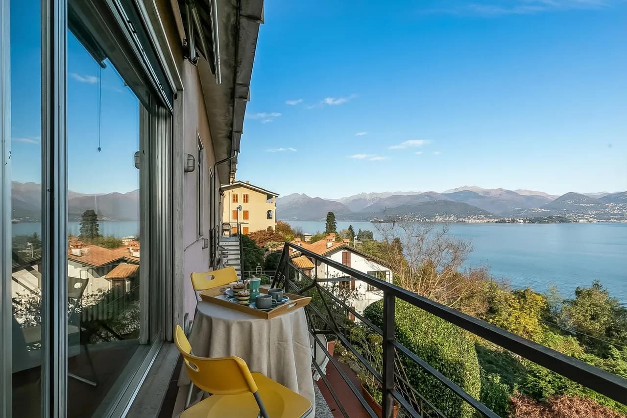 Infinity View Apartment in Stresa, Piedmont, Italy photo 2