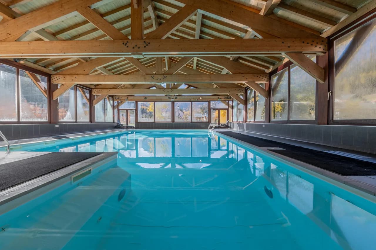 l'Ours Bleu B01 Ski-In at Vallorcine| Shared Pool, Gym & Wellness photo 2