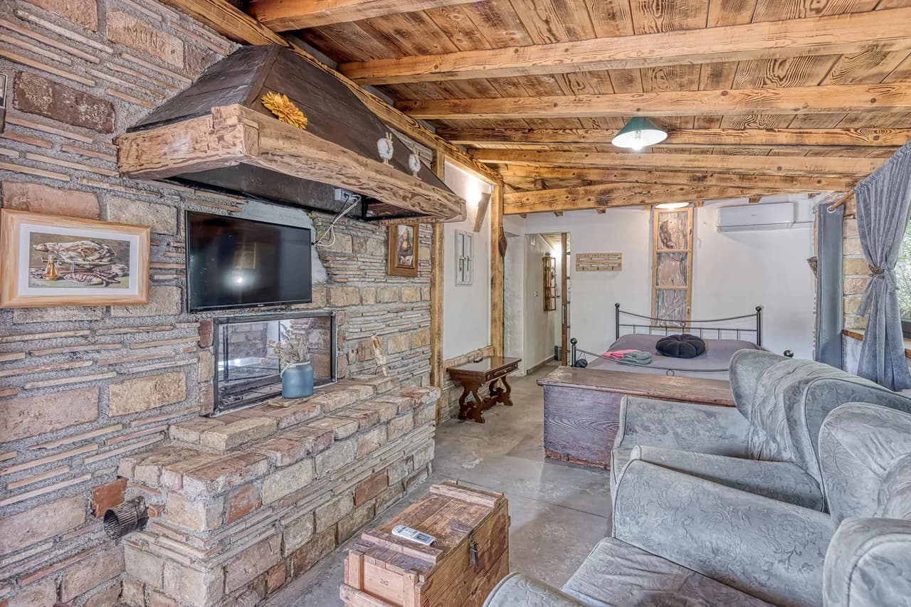 Rustic Vacation Home with Pool in Pazin Istria Croatia photo 5