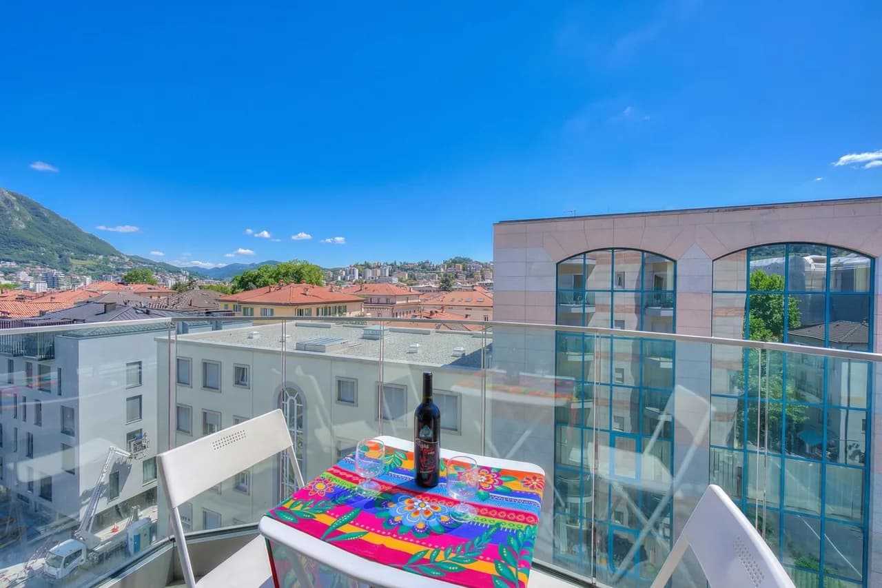 Attico al Parco: Penthouse in Lugano | Balcony, A/C & 2 min from Lake photo 2