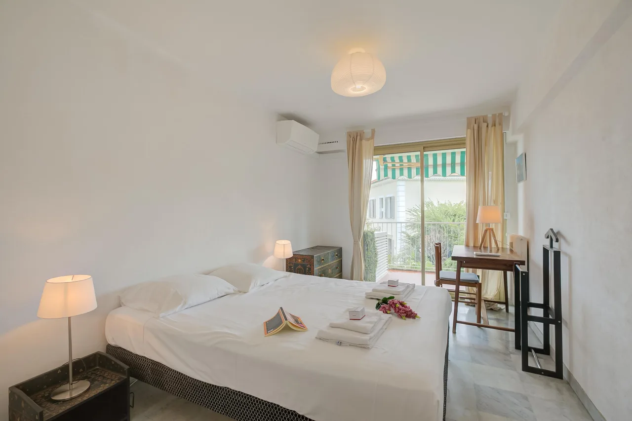 L'Ermitage - Apartment with Terrace photo 5