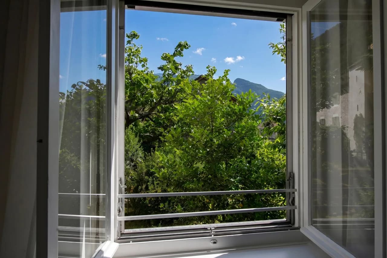 Terrace Apartment in Cavigliano, Ticino photo 3