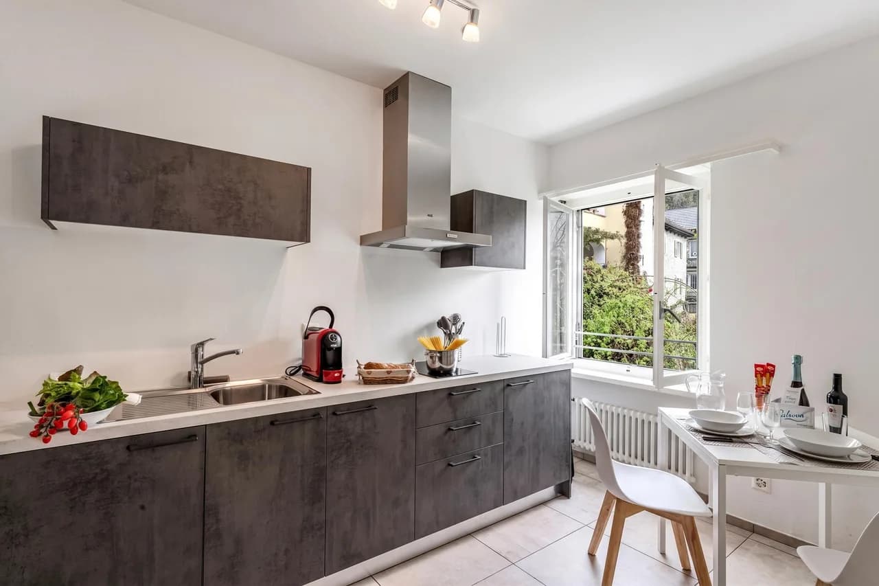 Terrace Apartment in Cavigliano, Ticino photo 4