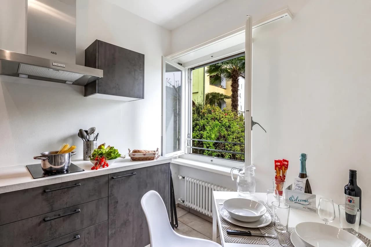 Scenic Mountain-View Apartment in Cavigliano, Ticino